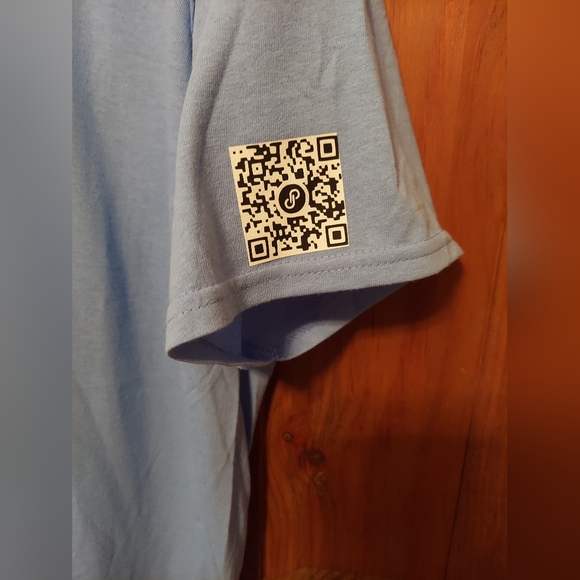 Shark T-shirt (blue) Large unisex tee - Picture 6 of 7